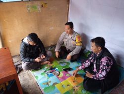 Patroli Dialogis,Bhabibkamtibmas Polsek Cisaat Sambangi tokoh masyarkat Dan Berikan Himbauan Kamtibmas