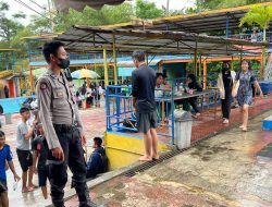 Personel Polsek Cisaat Polres Sukabumi Kota Kontrol Tempat Wisata