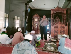 Shalat Jumat Keliling, Polsek Cisaat Sampaikan Pesan-pesan Kamtibmas Kepada Jamaah
