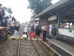 Polisi Perkuat Pengamanan Stasiun Kereta Api Selama Natal dan Tahun Baru