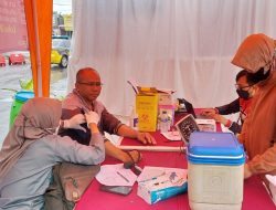 Pos Pam Nataru Dekranasda Polsek Cisaat, sediakan Gerai Vaksin