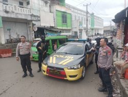 Personel Pos Pam Nataru Polsek Cisaat Laksanakan Patroli dengan Personil Brimob Polda Jabar