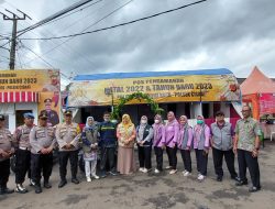 Pantau Layanan Vaksin,Kemenkes Kunjungi Gerai Vaksin Pos Pam Nataru Polsek Cisaat