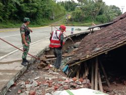 1 Rumah di Nyalindung Amblas Sedalam 2 Meter