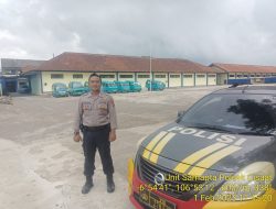 Patroli siang,Unit Samapta Polsek Cisaat antisipasi tawuran pelajar saat bubaran anak sekolah
