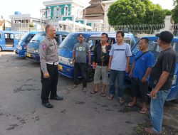 Himbauan Dikmas Lantas Kepada Para Sopir Angkot di lakukan oleh Unit Lantas Polsek Cisaat