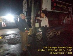 Patroli Malam Dilaksanakan Personil Polsek Cisaat antisipasi Kerawanan Malam hari