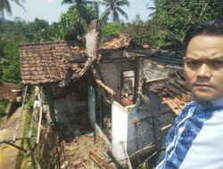 Sekjen PAC PPP Kecamatan Cikembar Sigap Bantu Padamkan Kebakaran Rumah