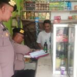 Berantas peredaran miras,polsek cisaat resor sukabumi kota gelar razia miras