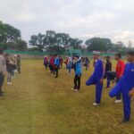 Bhabinkamtibmas Polsek Cisaat Latih Paskibra Persiapan HUT RI ke 78 Tingkat Kecamatan Cisaat