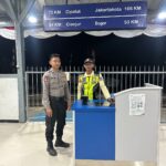 Unit Samapta Polsek Cisaat lakukan Patroli di Stasiun Kereta Api Cisaat Kabupaten Sukabumi