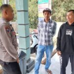 Silaturahmi Kamtibmas Bhabinkamtibmas Polsek Cisaat Sambangi warganya