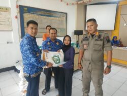 Pemerintah Kelurahan Cicurug Salurkan Bantuan Beras Ke 266 KPM