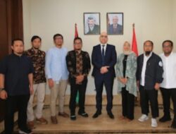 Danone Indonesia Serahkan Bantuan Kemanusiaan ke Palestina Senilai Rp3,13 miliar, Termasuk Sumbangan dari Karyaean Danone Indonesia