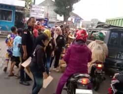 Ramadhan Berbagi, Ormas GOIB DPW Sukabumi Utara Bagi-bagi Takjil