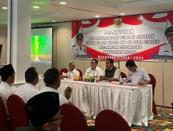 Gunakan Uang Pribadi, Kades Ciadeg Lantik RT Dan RW Di Hotel Bintang 5