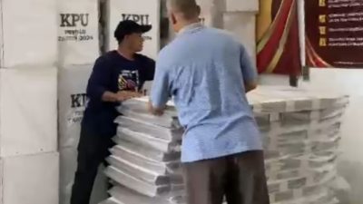 KPU Kota Banjar Terima Ribuan Bilik Suara untuk Pilkada Serentak 2024