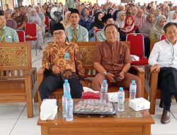 Yayasan SDIT Al Fatih Ciburuy Gelar Seminar Parenting Tantangan Mendidik Anak Di Era Digital