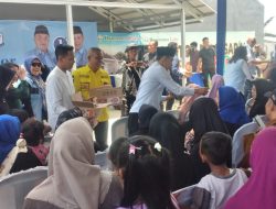 Sapa Warga Ciburuy, Calon Wakil Bupati Bogor Jaro Ade Langsung Telpon Instansi Terkait Untuk Segera Realisasikan Perbaikan Jalan Yang Rusak