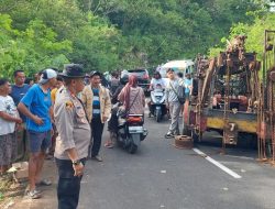 Jalur Ekstrem Tanpa Pembatas, Mobil Pawai Ramadan Alami Rem Blong dan Terjun ke Jurang