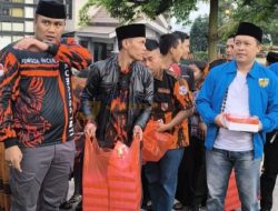 Pemuda Pancasila, KNPI, dan Ansor Cijeruk Gelar Aksi Berbagi Takjil di Bulan Ramadhan