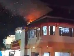 Diduga Korsleting Listrik, Rumah Makan di Pangandaran Terbakar