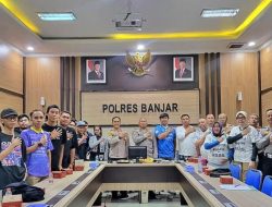Komunitas Bobotoh Persib Banjar Silaturahmi ke Polres Banjar, Ini Tujuannya