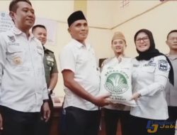 Pemprov Jabar Salurkan 147 Ton Beras untuk Korban Banjir dan Gagal Panen di Pangandaran