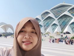 Tangis Arafah dan Luka Umat
