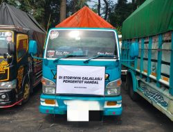 Truk Maju, Ekonomi Mundu: Ratusan Sopir Gruduk Dishub Kabupaten Sukabumi Tolak RUU ODOL