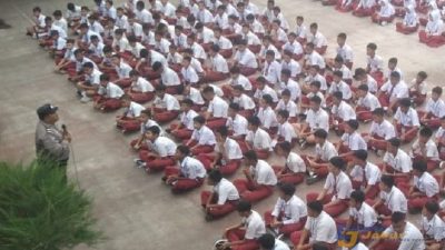 Polres Banjar Gelar Sosialisasi Anti-Bullying bagi Siswa Baru SMPN 3 Banjar