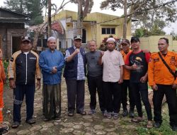 Anggota DPRD Kabupaten Bogor H.Ading Ahmad Nazir Tinjau Rumah Warga Terkena Bencana Di Desa Tugu Jaya