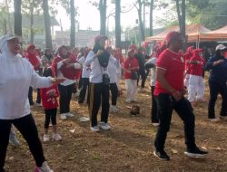 Meriahkan HUT Kemerdekaan RI Ke – 80, Pemdes Srogol Gelar Lintas Alam Dan Senam Sehat