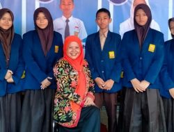 Dari Honorer ke Wakasek: Jejak Panjang Pengabdian Diandini Seorang Guru Banjar
