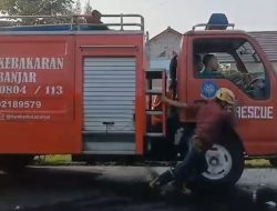 Miris! Kebakaran Belum Padam, Mobil Damkar Banjar Keburu Mogok