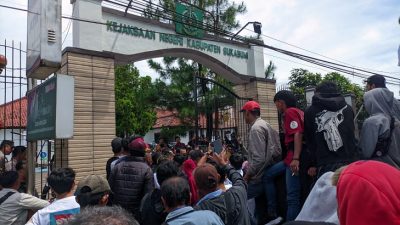 Kejari Sukabumi Didemo Diaga Muda, Situasi Sempat Tegang