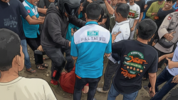 Aksi Buruh di PT Muara Tunggal Ricuh, Pengendara Motor Hampir Jadi Sasaran Amuk Massa