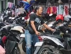 Jelang Lebaran, Jukir di Banjar Kebanjiran Rezeki dari Ramainya Pembeli
