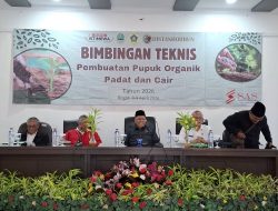 Hadiri Bimtek Bersama Distanhorbun, Anggota Dewan Komisi IV H.Ading Ahmad Nazir Ajak Petani Gunakan Pupuk Organik