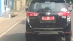 Mobil Dinas Z 18 X Viral Usai Diduga Tabrak Pickup Warga di Rajapolah