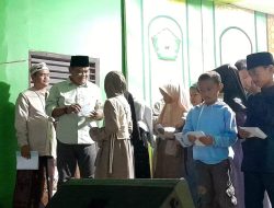 Peringati 10 Muharam, Wakil Ketua DPRD Kabupaten Sukabumi H. Usep Santuni Anak Yatim dan Jompo