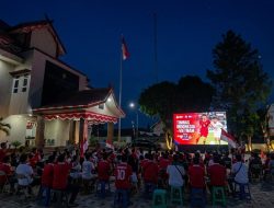 Dukung Timnas Garuda, Pemerintah Kecamatan Cigombong Bersama Warga Adakan Nobar