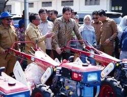Bpupati Lucky Hakim Siapkan 63 Titik JIAT dan Beri Bantuan Pompa Air untuk Petani