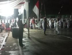 Asep Zaenal Arifin Kukuhkan Pasukan Paskibra Desa Warung Menteng