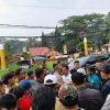 Bang Emok Meresahkan, Ratusan Warga Serbu Mapolsek Megamendung