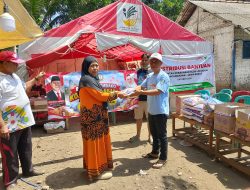 Ringankan Beban Korban Kebakaran, Tina Wiryawati Salurkan Bantuan Kebutuhan Pokok
